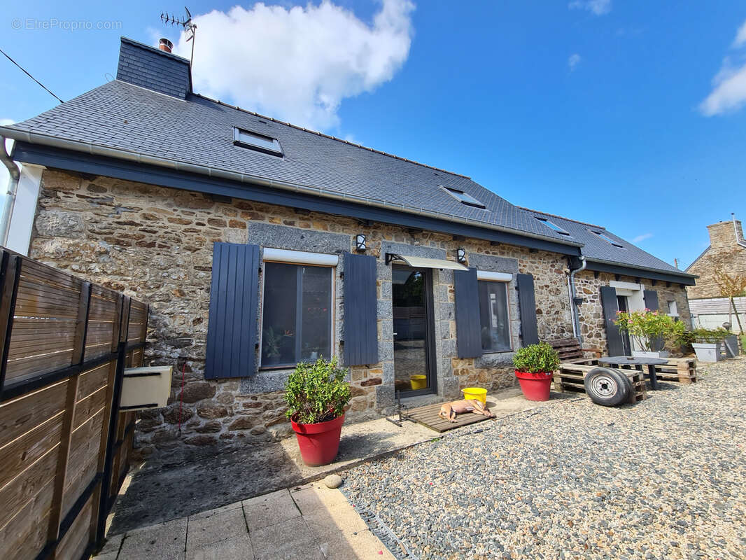 Maison à SAINT-ADRIEN