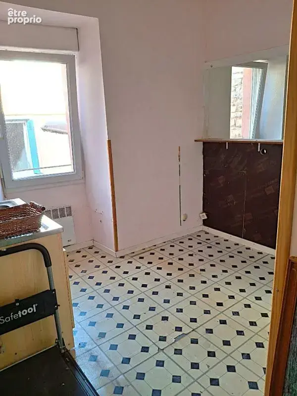 Appartement de caractère type 2 de 21 M2 + galeta ? Coeur historique de Millau - photo 3