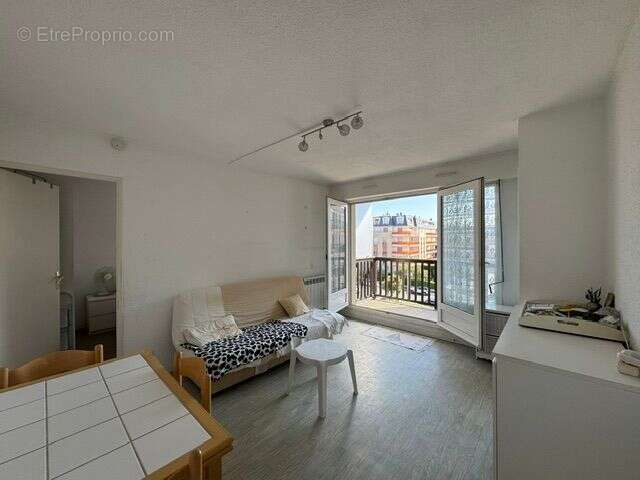 Appartement À Vendre - photo 4