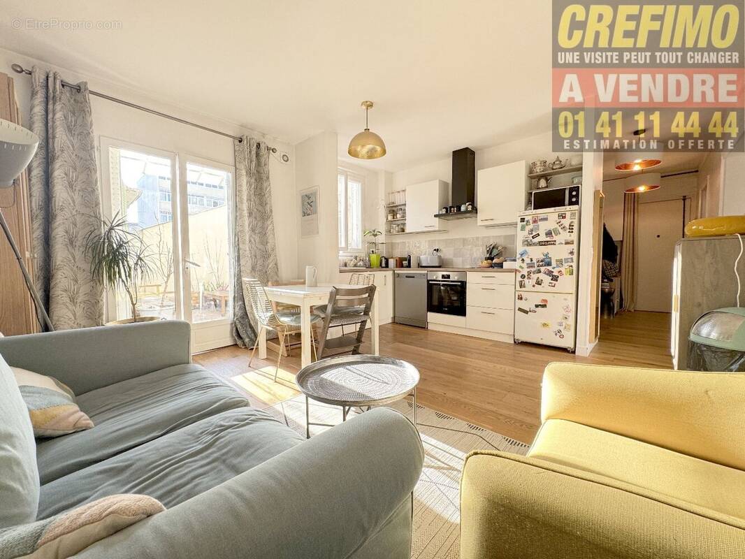 Appartement à COURBEVOIE