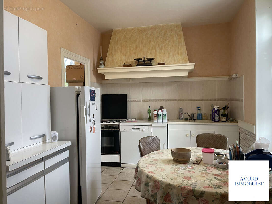 Maison à FARGES-EN-SEPTAINE