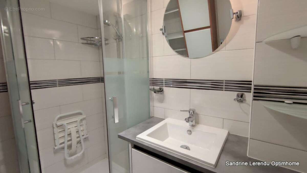ROUEN RIVE GAUCHE – Appartement lumineux avec balcon, parking et ascenseur, résidence sécurisée Vue avec Panorama - photo 12