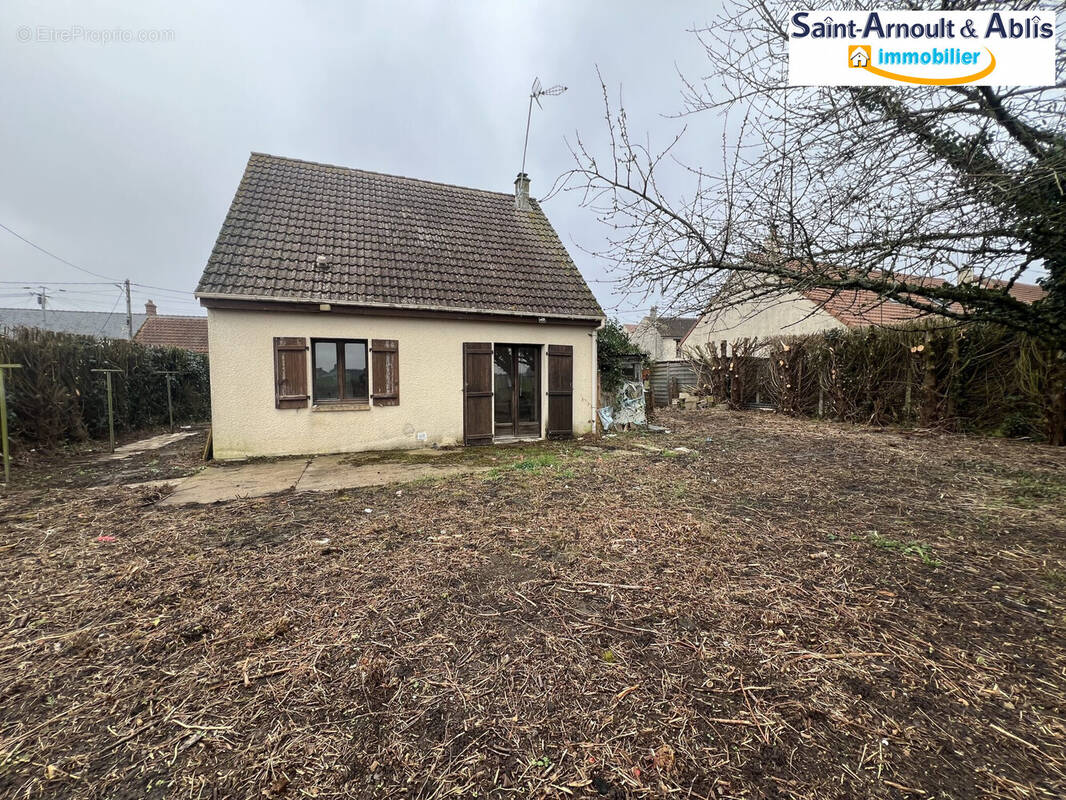 Maison à ORSONVILLE