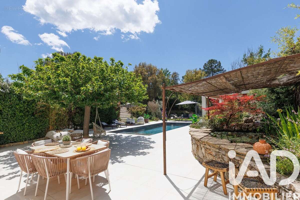 Maison 125 m² à Les Adrets-De-L'esterel  - photo 9