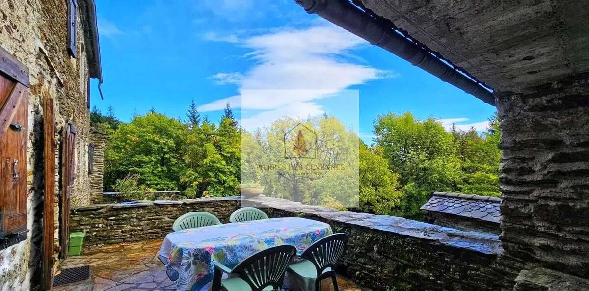 Maison à SAINT-MICHEL-DE-DEZE