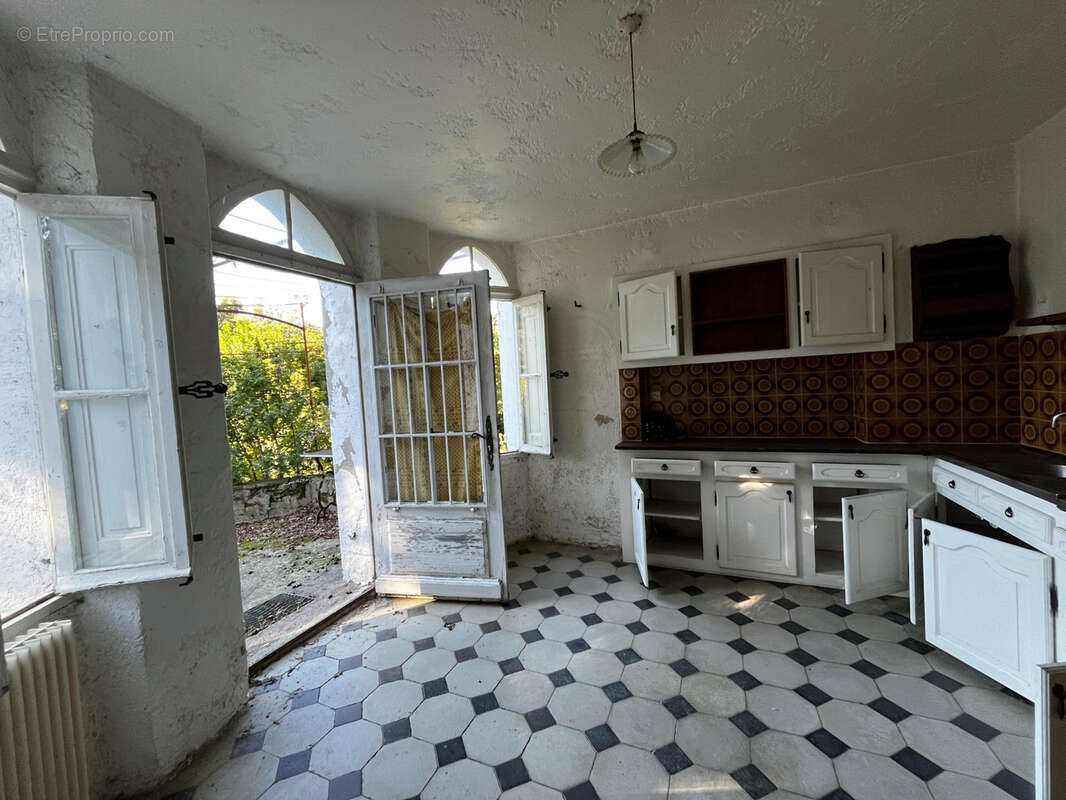 Maison à LA GARDE-FREINET