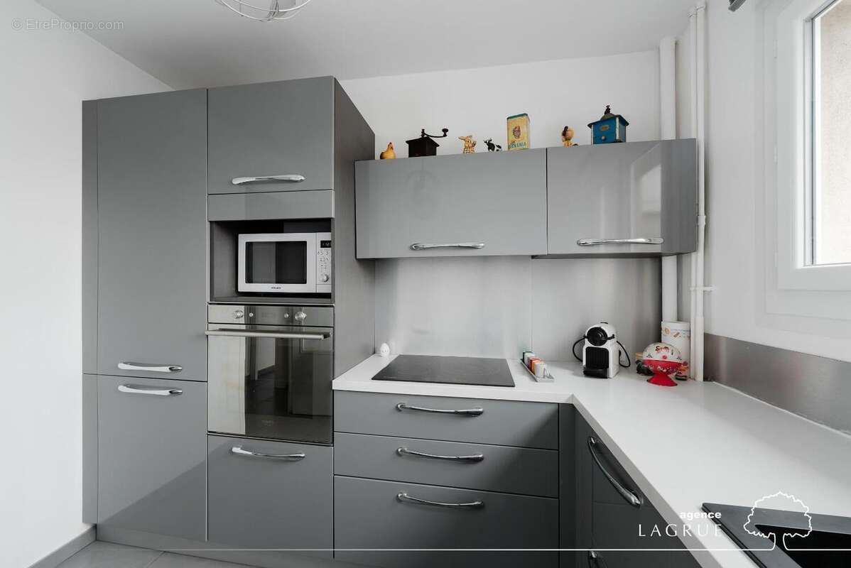   - Appartement à NEUVY