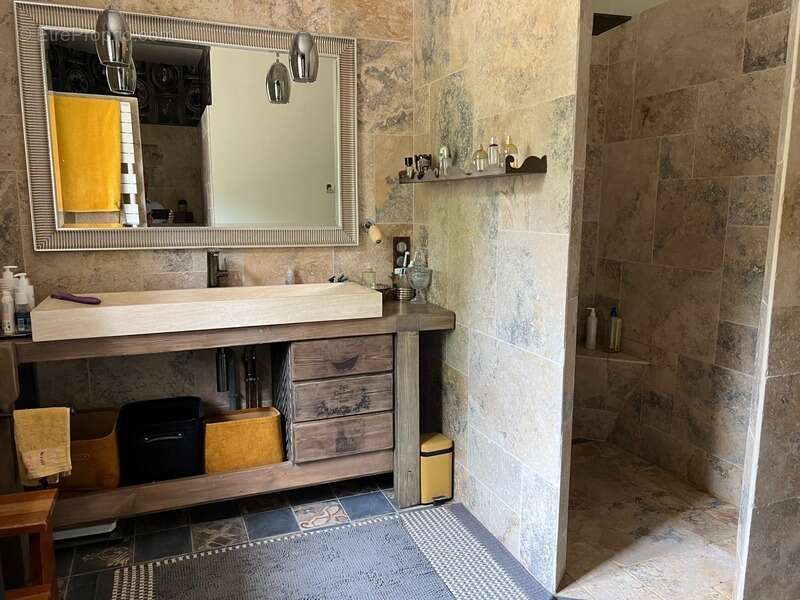 Maison à CHAUFFAILLES