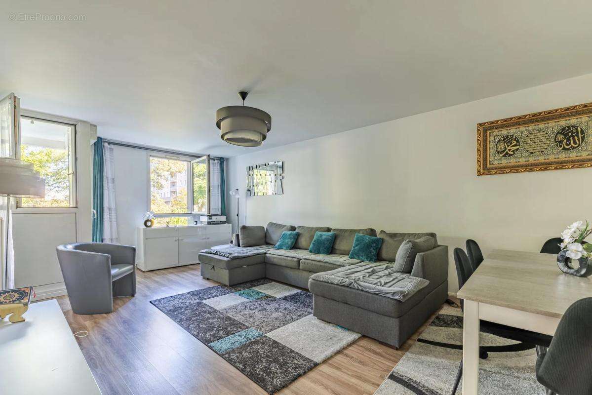 Appartement à BONNEUIL-SUR-MARNE