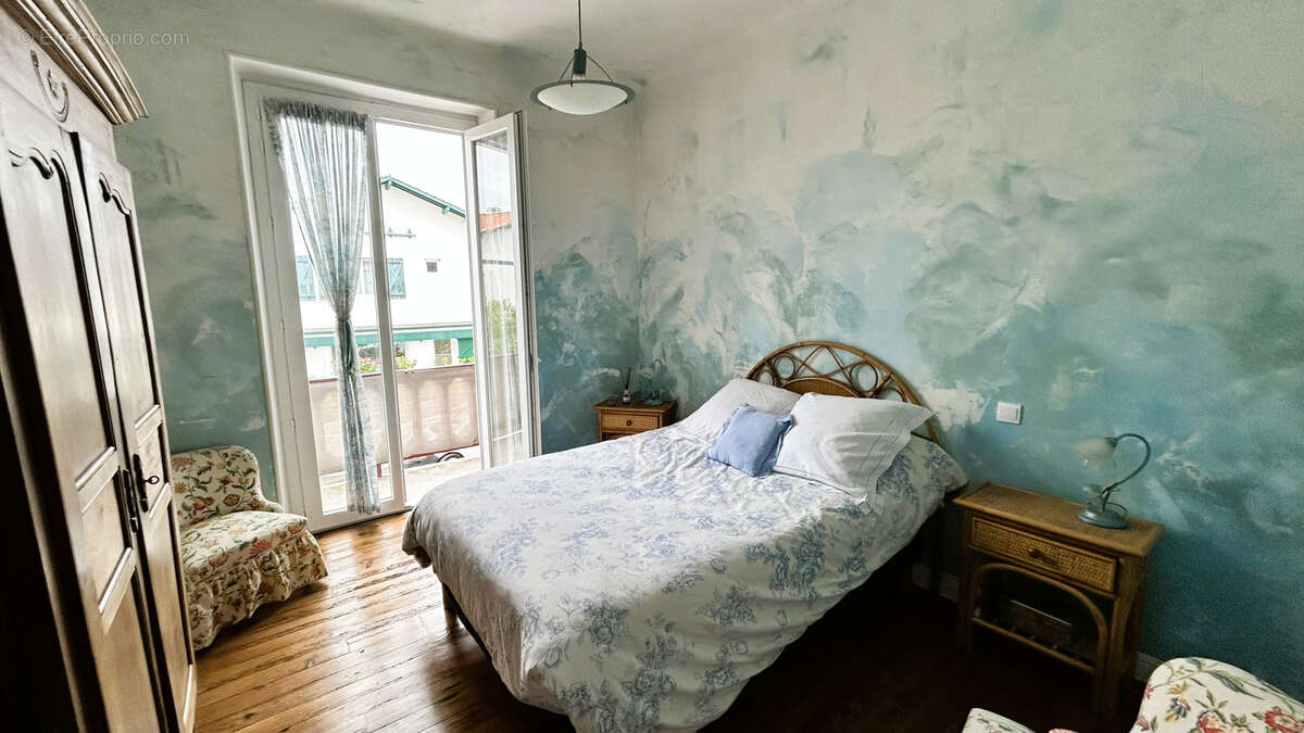 Appartement à URRUGNE