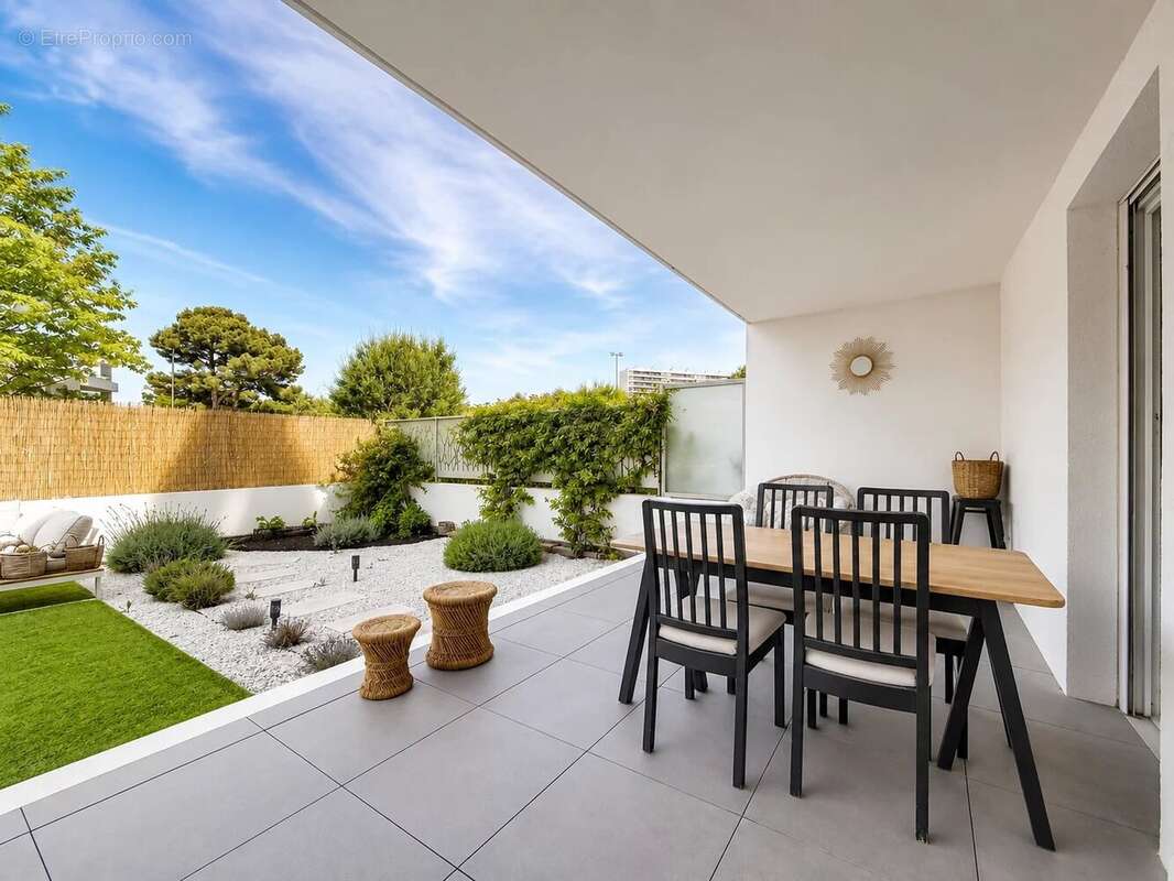 Appartement à MARSEILLE-9E