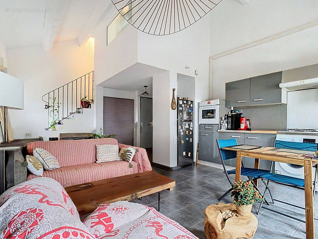 Appartement à VITROLLES