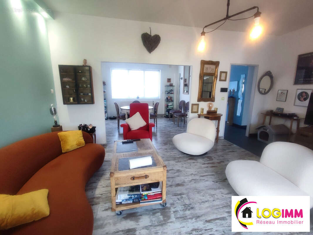 Maison à ENGLEFONTAINE