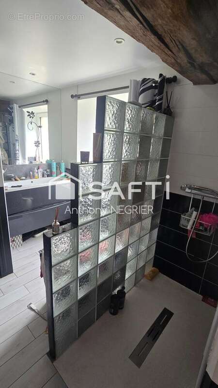 Photo 8 - Maison à CHAMPSECRET