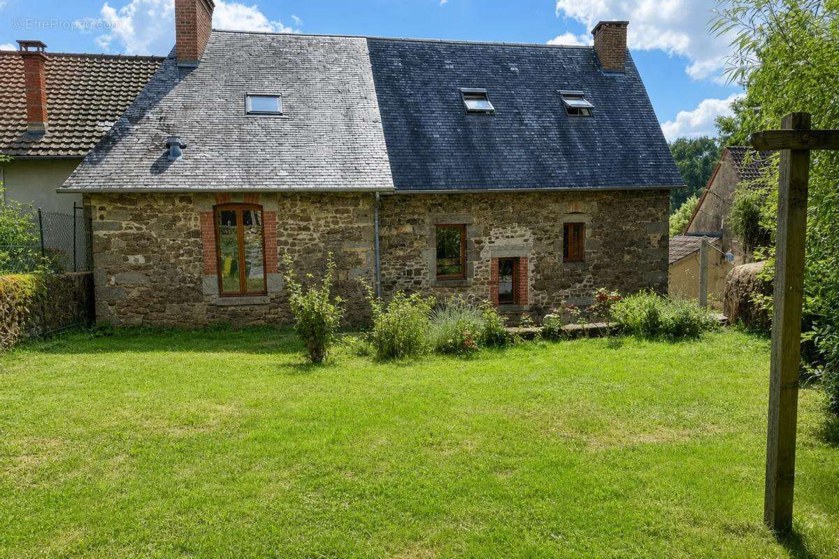 Maison à FELLETIN