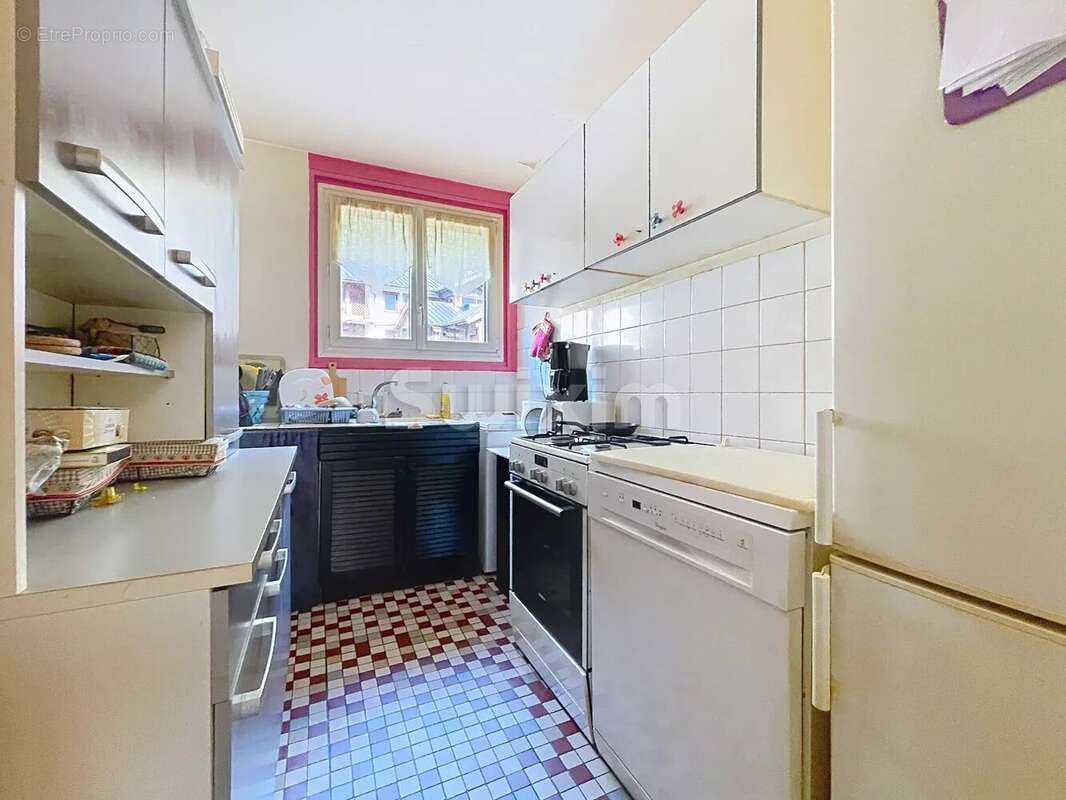 CHAMONIX-MONT-BLANC – Appartement T3 avec parking privatif et cave - photo 2