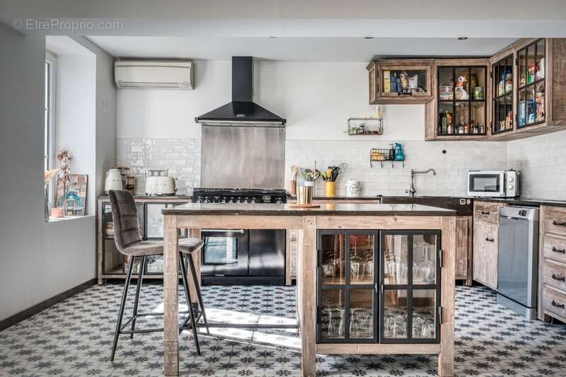 EXCLUSIVITE - Dpt Yvelines (78), à vendre à SAULX-MARCHAIS, Maison de caractère 6 pièces - photo 5