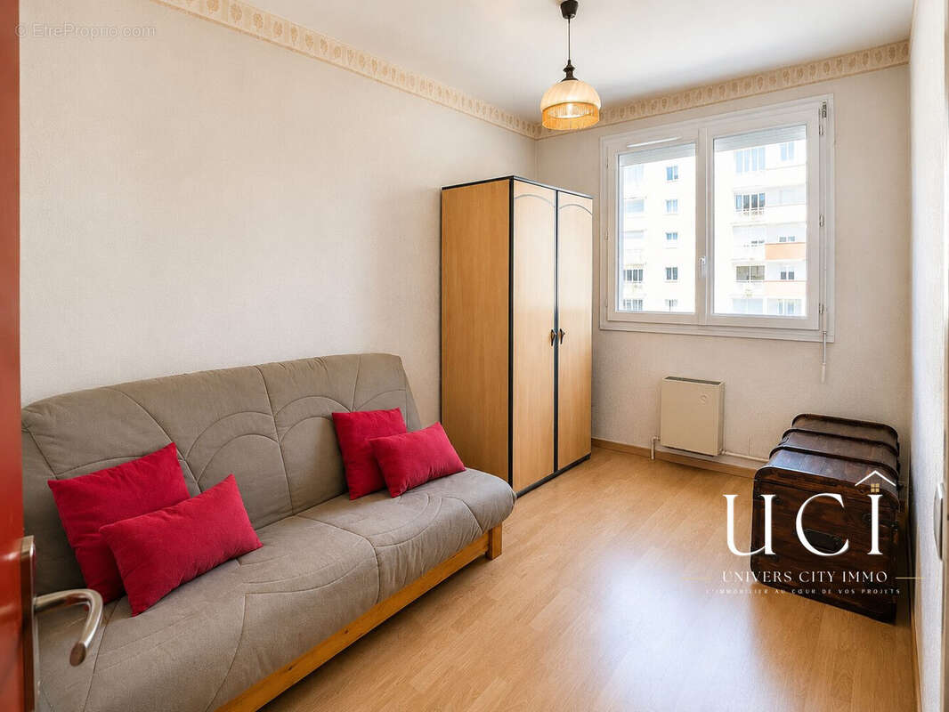 Appartement 62 m² à Reze  - photo 7