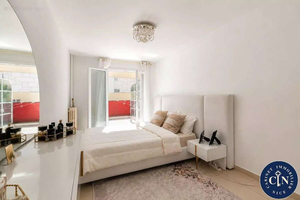 Appartement 62 m² à Nice  - photo 6