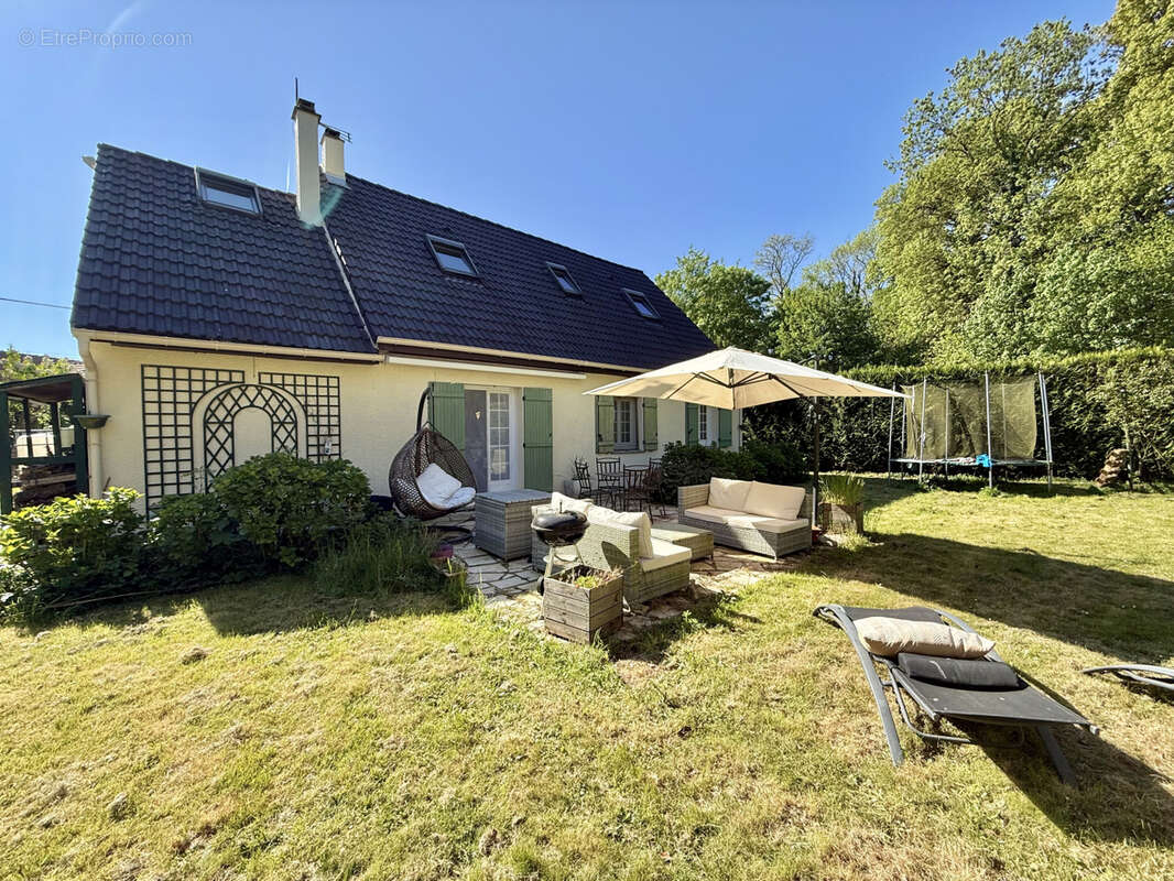 Maison à SAINTE-GENEVIEVE