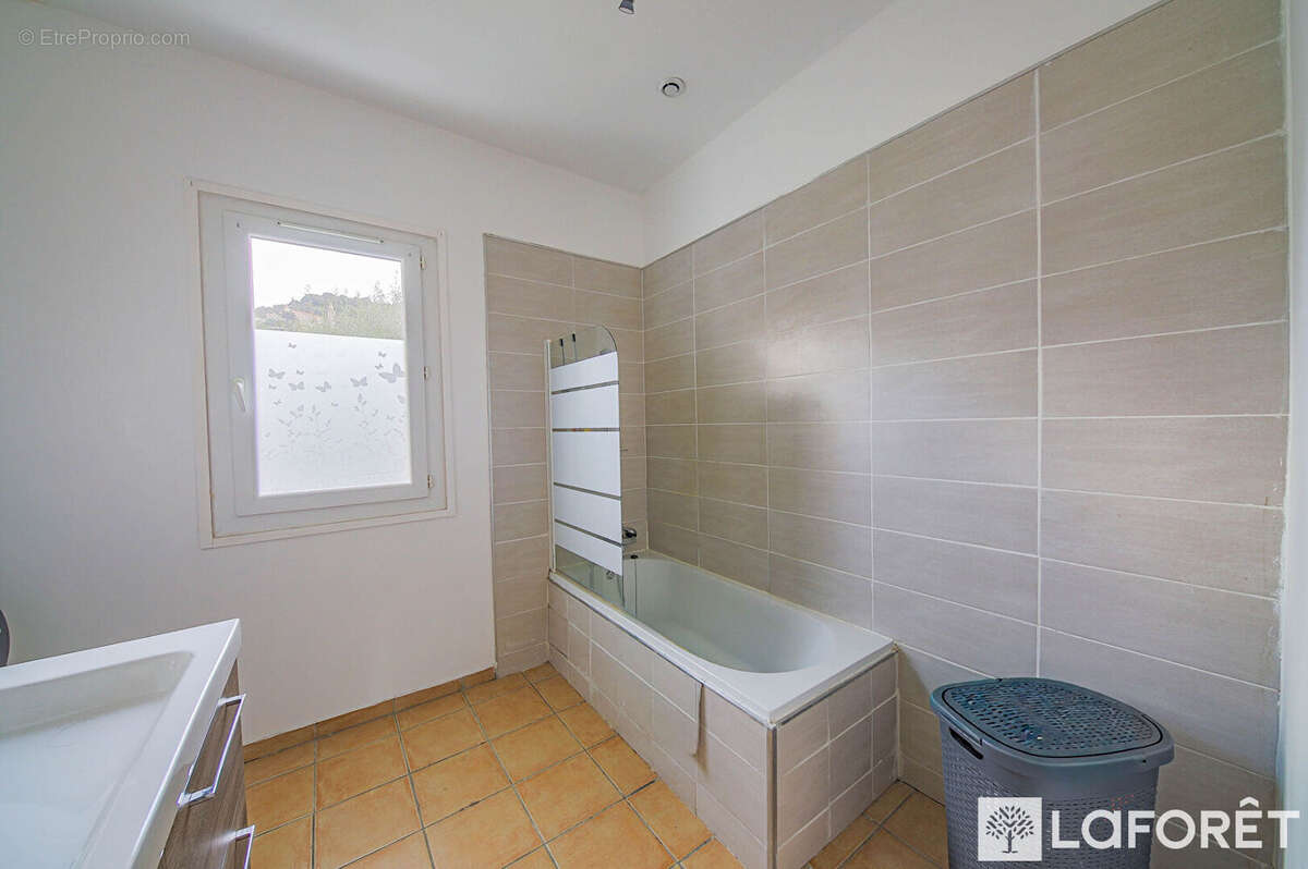 Appartement à SARTENE