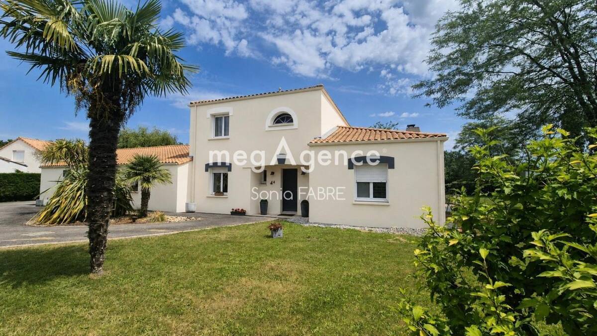 Maison à BOUAYE