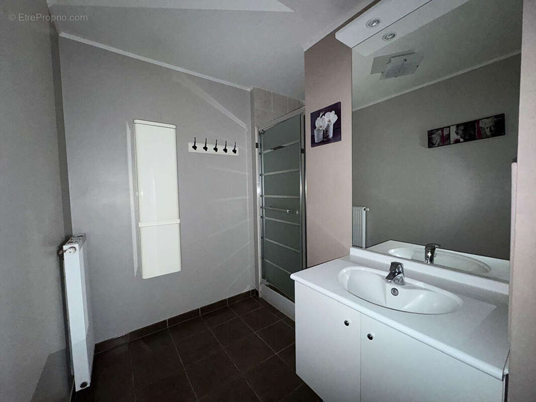 Appartement à DAMMARIE-LES-LYS