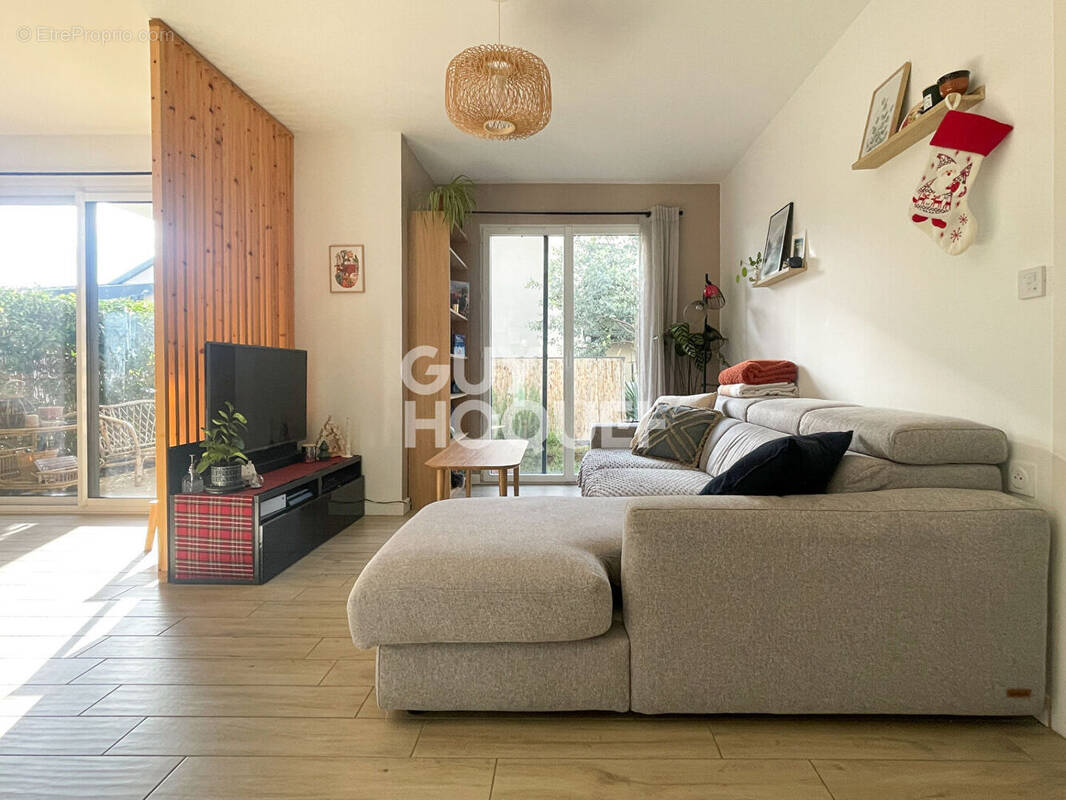Appartement à LUZINAY