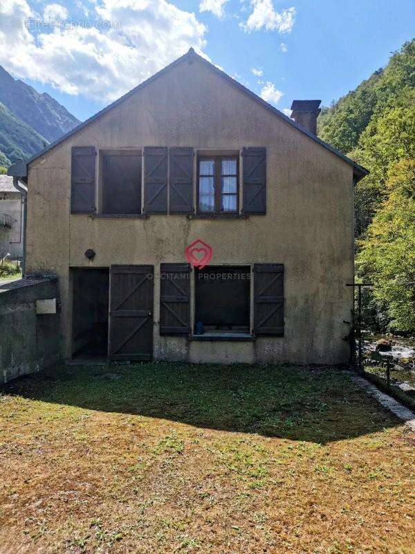 Maison à COUFLENS