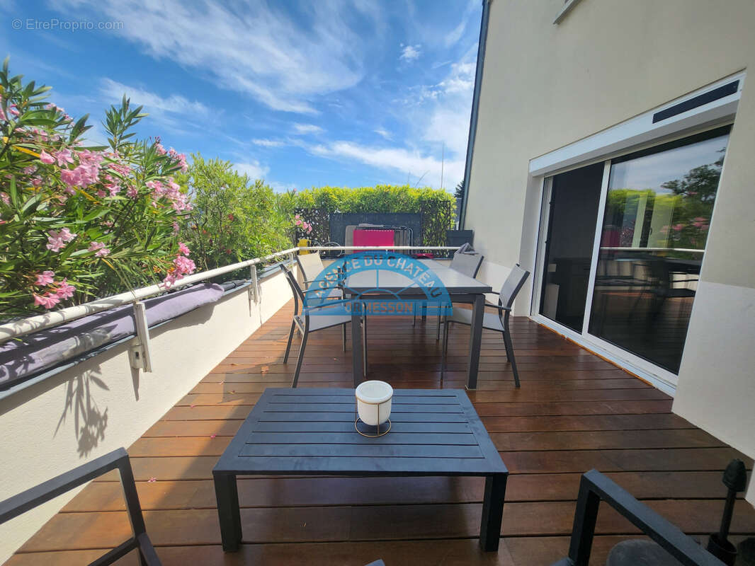 Appartement à LA QUEUE-EN-BRIE