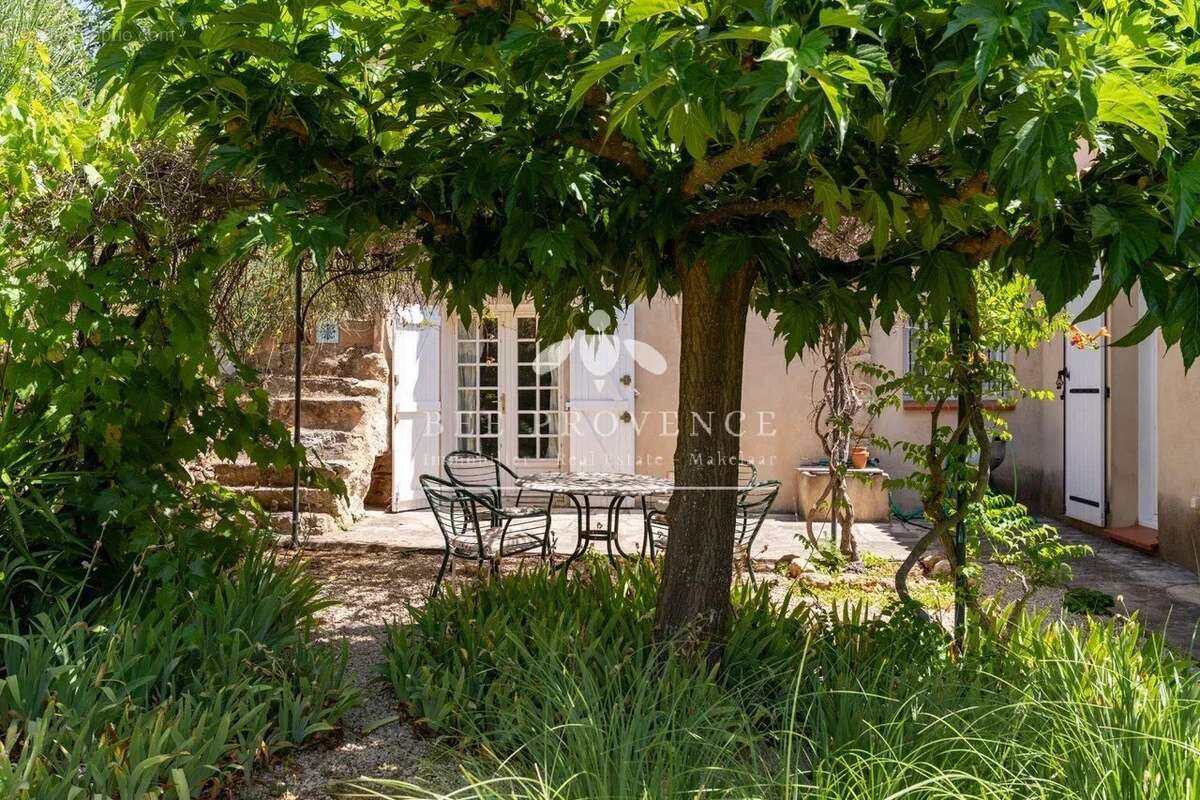 Maison de caractère avec piscine et maison d'amis, au calme - photo 31