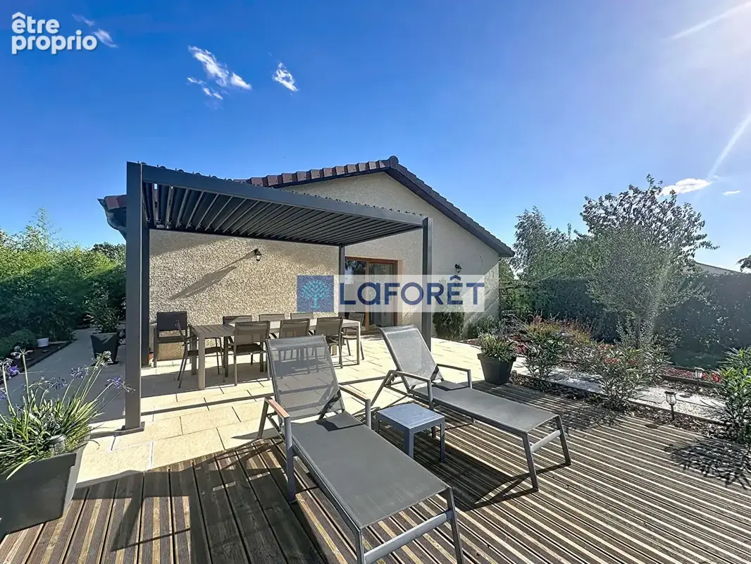 Maison Vouillers 6 pièce(s) 141.34 m2 - photo 6
