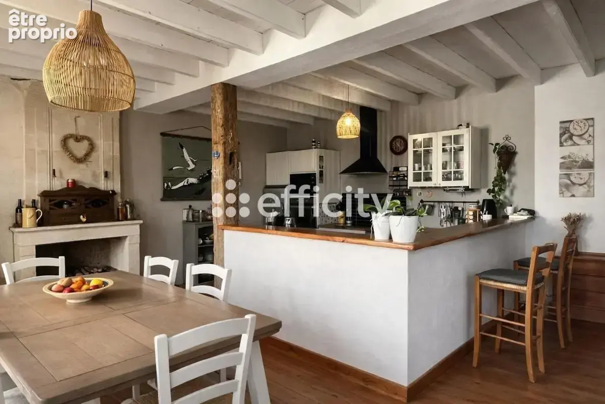 Maison 5 pièces 240 m² à vendre à Le Chay (17600) - photo 3