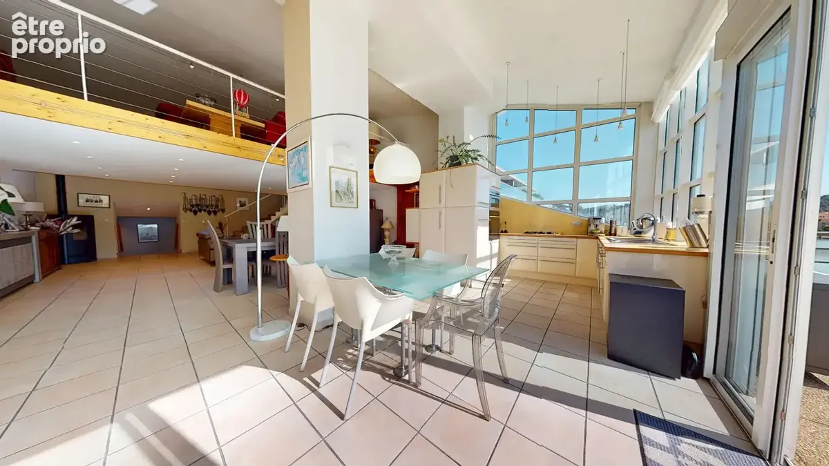 Appartement d'exception avec terrasse panoramique sur le Rhône - photo 10