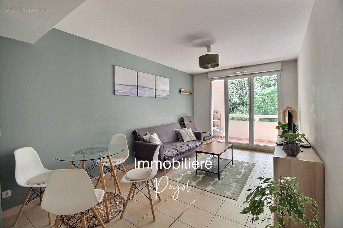 Appartement à MARSEILLE-9E