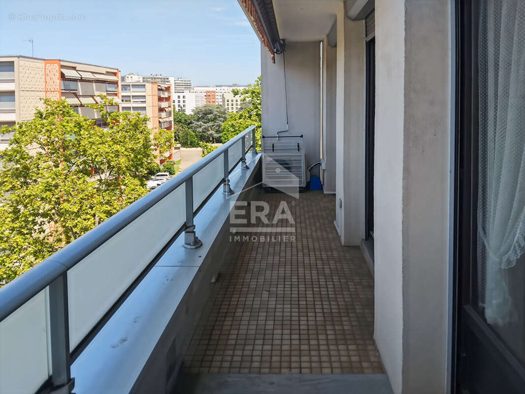 Appartement 73m² à lyon 8e arrondissement - photo 4