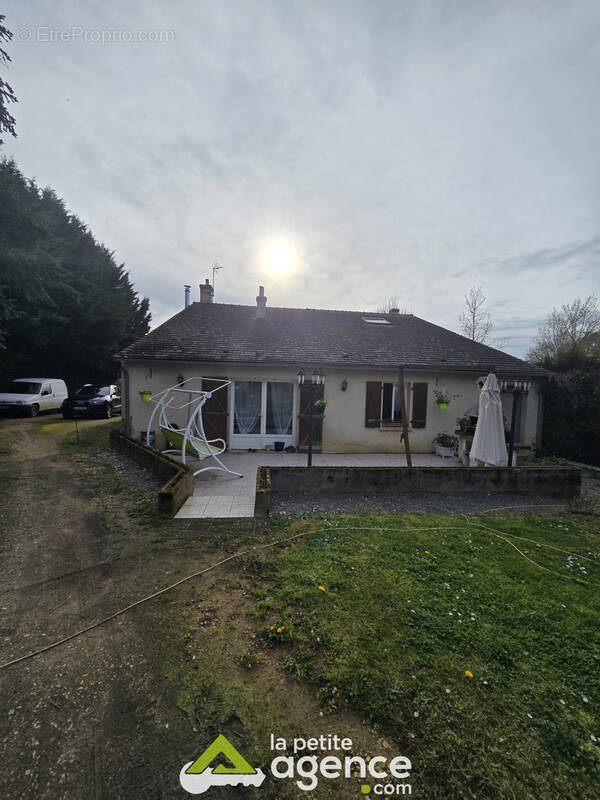 Maison à THAUMIERS