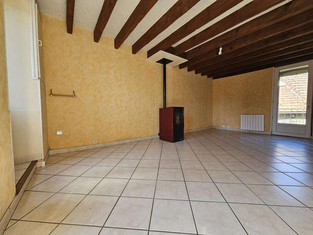 Maison 66 m² à Fleurat  - photo 3