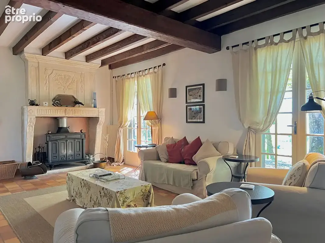Jolie maison Périgourdine avec vue magnifique et piscine - photo 5