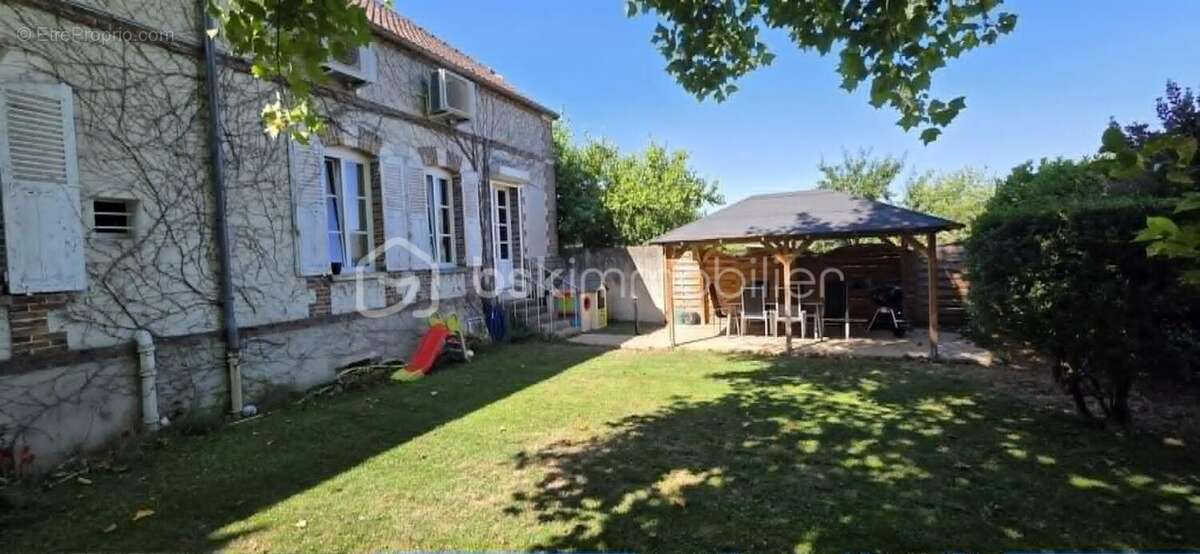 Magnifique maison bourgeoise entièrement rénovée – Charme de l'ancien et confort moderne - photo 11