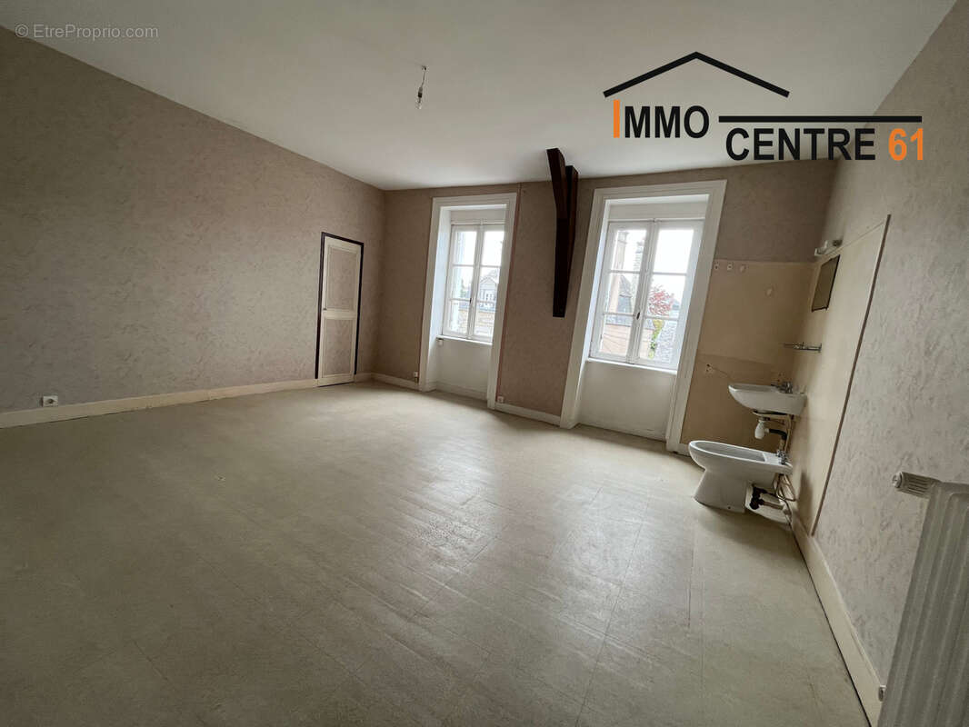 Maison à LA FERTE-MACE