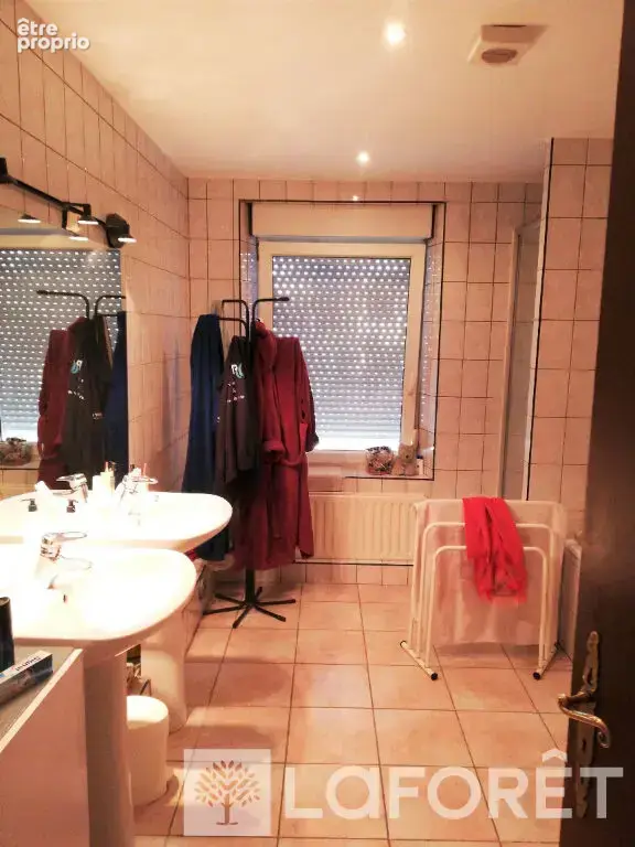 Baisse de Prix !!! Spécial Investisseur : Immeuble de rapport Audun Le Tiche 4 Appartements + Local Commercial - photo 8