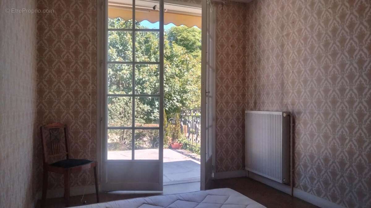 Maison centre bourg sur sous-sol très calme - photo 9