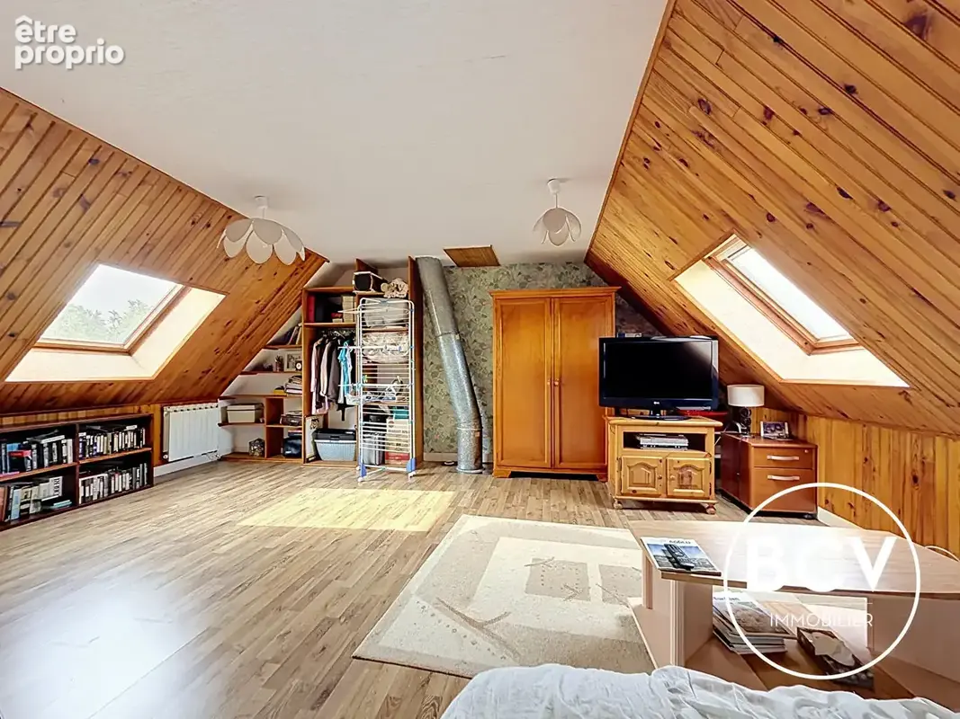 Maison familiale avec jardin et garage - photo 11