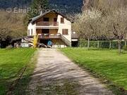 Maison à SAINT-BEAT