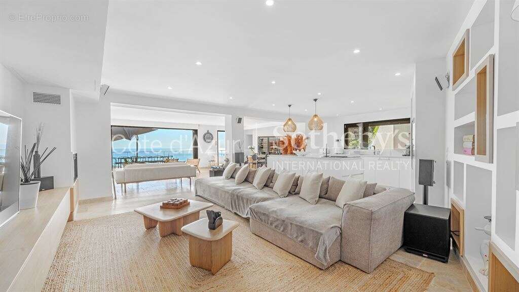 Exclusivité villa de luxe aux Issambres avec panorama Méditerranée - photo 6