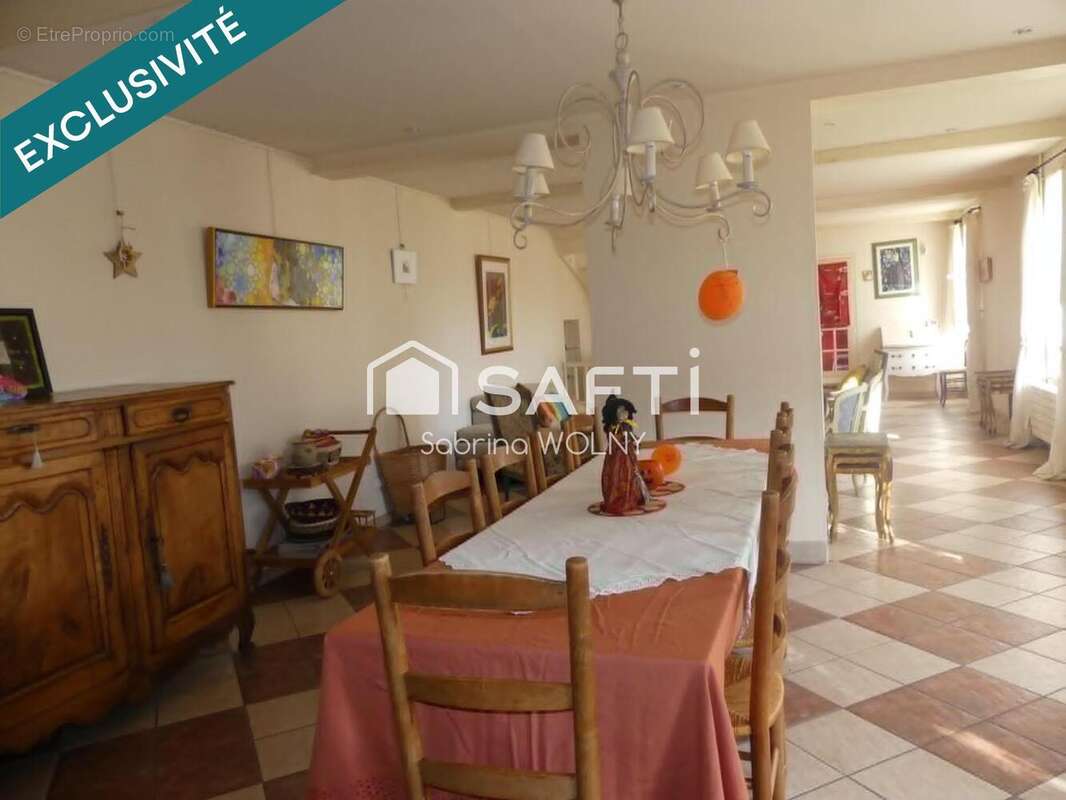 Maison 262 m² à Wanquetin  - photo 5