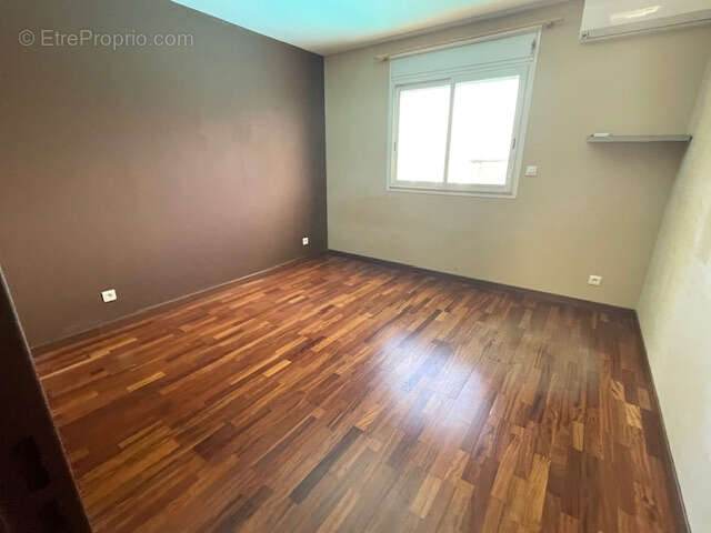 Maison à SAINT-DENIS