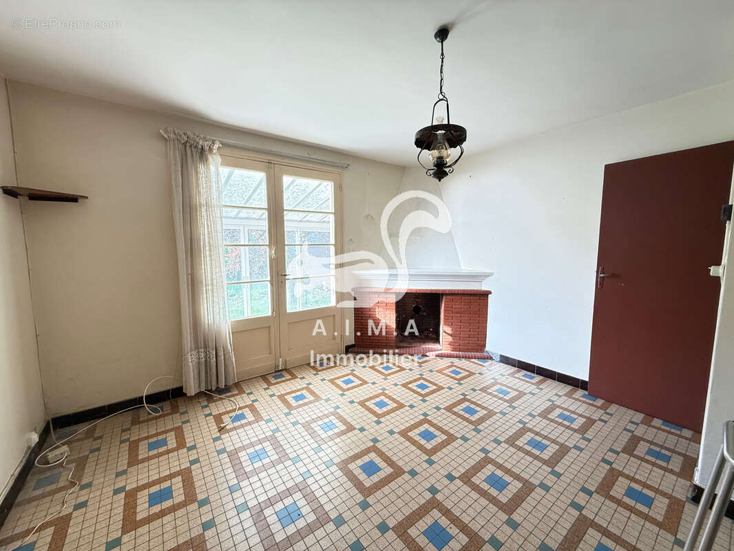EXCLUSIVITE  Mios bourg, toutes commodités à pieds, maison à étage avec jardin - photo 11