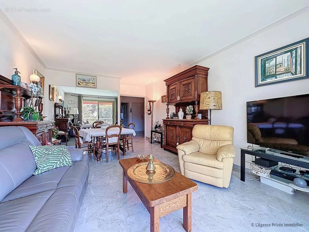 Appartement à CAGNES-SUR-MER